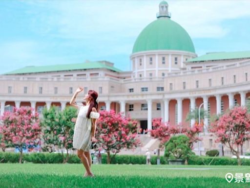 最美歐風校園紫薇花海綻放！巴洛克圓頂建築秒飛歐洲花園大景