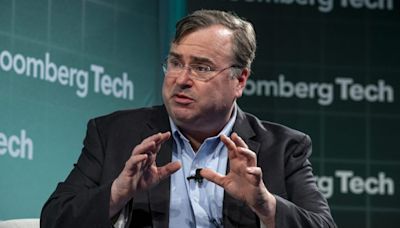 Reid Hoffman, Mark Cuban join more than 100 Silicon Valley investors backing Harris