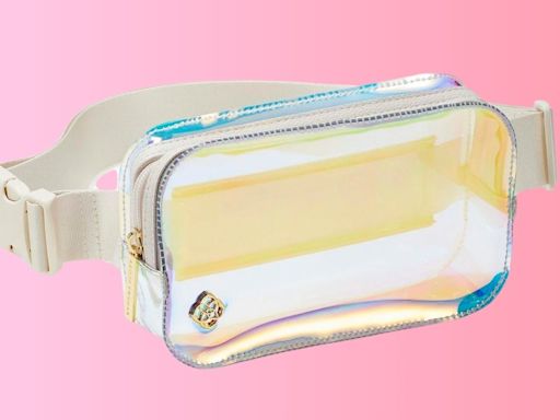 Kendra Scott’s clear belt bag is the new go-to concert accessory