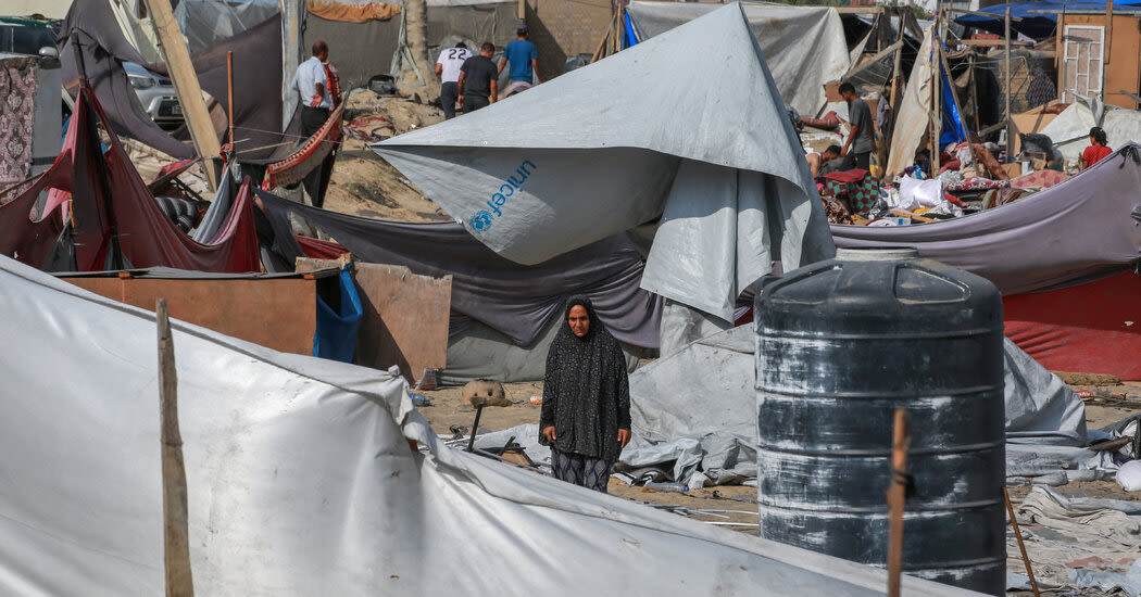 Palestinians Describe Dire Conditions in Gaza’s Shrinking ‘Humanitarian Zone’