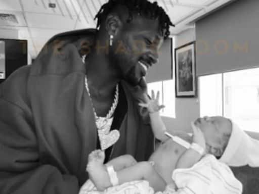 Antonio Brown welcomes 7th child, a baby boy with model Cydney Moreau