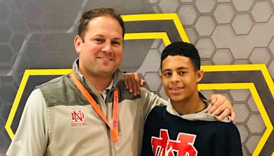 North DeSoto’s Dustin Burton lures LHSAA champ Josh Sarpy back to local wrestling