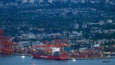 Canada Swings to Goods-Trade Deficit as Exports Drop