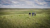 Architect David McLay Kidd breaks ground on GrayBull, a new Dormie Network course in Nebraska’s Sandhills