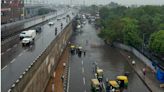 Sudden downpour takes Delhi by surprise. Netizens share videos of waterlogged roads