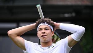 Atlanta native comes from behind to survive first round at Wimbledon