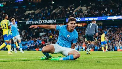 Club ‘advancing negotiations’ to sign Manchester City star – Five-year contract on the table