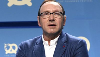 Diez hombres acusan de nuevo a Kevin Spacey de agresión sexual en un documental