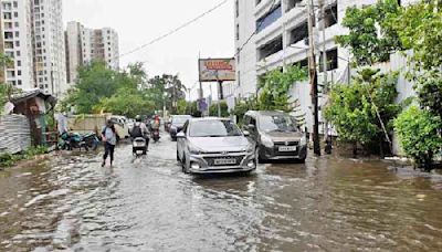 Afternoon showers with sharp spells lead to waterlogging at several parts of the city