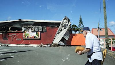 Evacuados los primeros turistas franceses de Nueva Caledonia