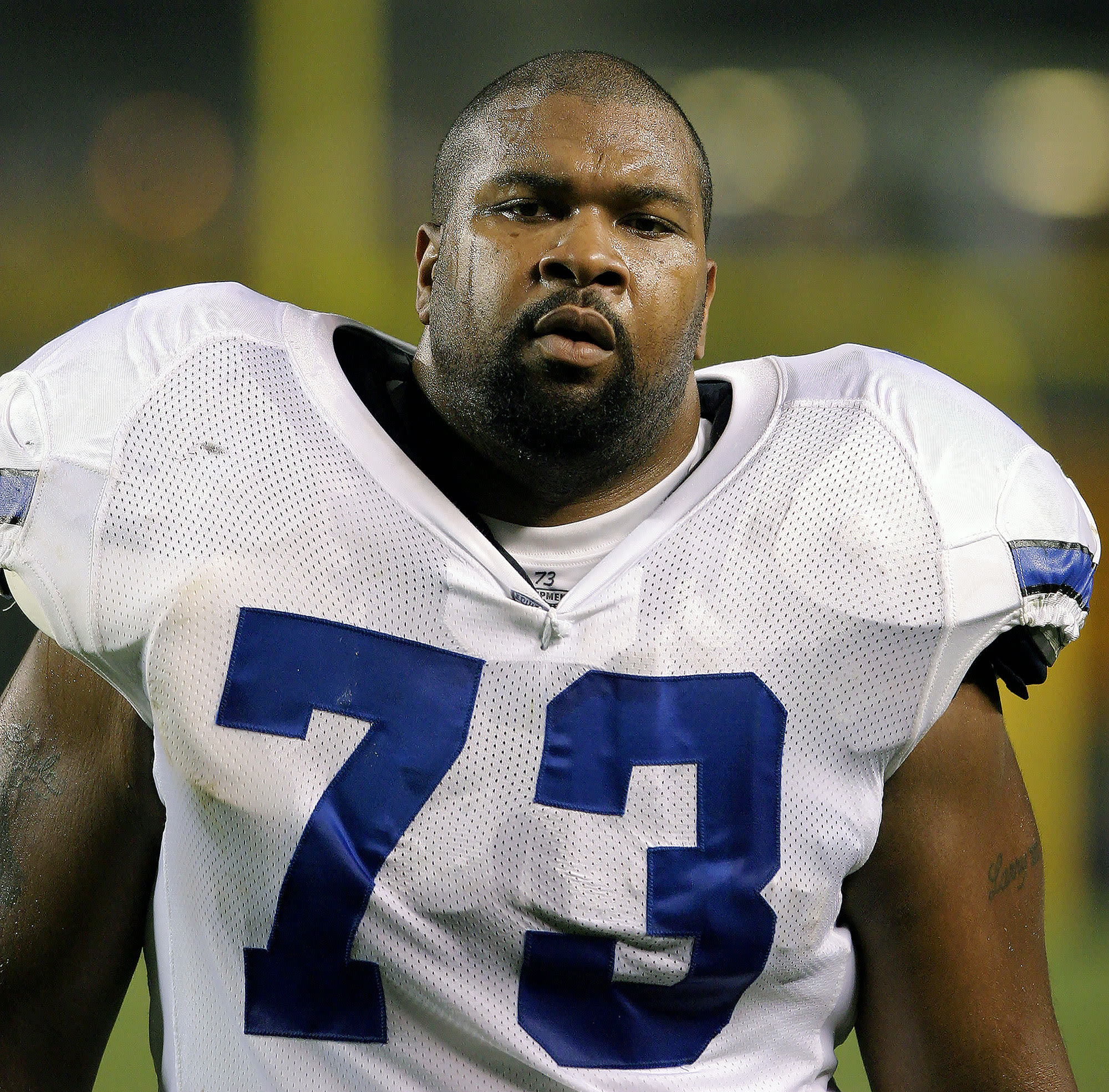 Dallas Cowboys’ Larry Allen Dies Suddenly at Age 52 While on Vacation With His Family