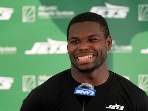 Jets running back announces shock retirement from the NFL at 29