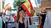 La esposa de Pedro Sánchez llega a un tribunal español para declarar por supuesta corrupción