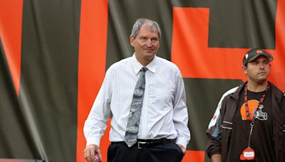 Ex-Browns QB Bernie Kosar diagnosed with Parkinson's disease, also likely needs liver transplant