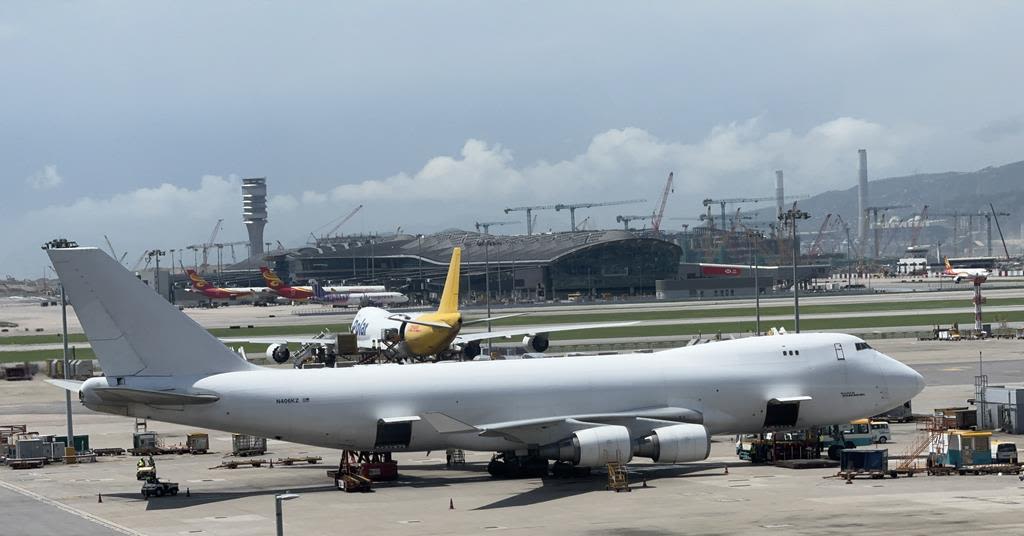 HK investigators probe Atlas Air 747-400F hydraulic failure
