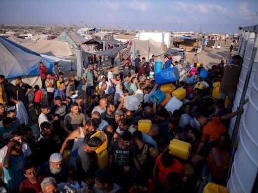 Thousands Flee in Gaza as Israel Orders More Evacuations