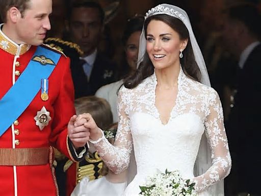 Vestido de noiva de Kate Middleton: 13 fatos que você provavelmente não sabe sobre a peça usada no casamento com Príncipe William