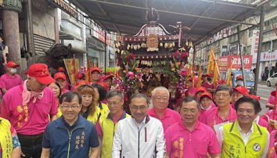 土城三元宮媽祖遶境起駕 侯友宜祈願地方繁榮平安