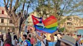 La comunidad LGBTIQ pro gobierno desfila contra la homofobia y la transfobia en Cuba