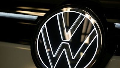 Volkswagen to recall 271,000 U.S. vehicles over possible air bag issue