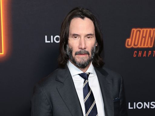 Keanu Reeves’ Kneecap ‘Cracked Like a Potato Chip’ When He Got Injured on Set After Filming a Cold Plunge With Aziz Ansari and...