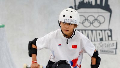 Skateboarding-China's Zheng, youngest Olympian in Paris, just wants to have fun