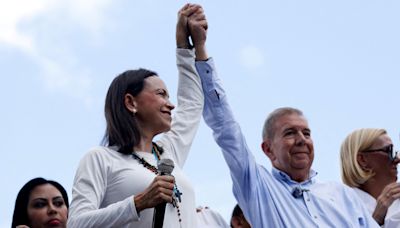 "Su vida corría peligro": María Corina Machado habla sobre la salida de Edmundo González de Venezuela y dice que el candidato opositor "luchará desde afuera"