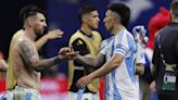 ¿Ayudaron a Messi y Argentina? Conmebol destapa audios del VAR del partido vs Chile