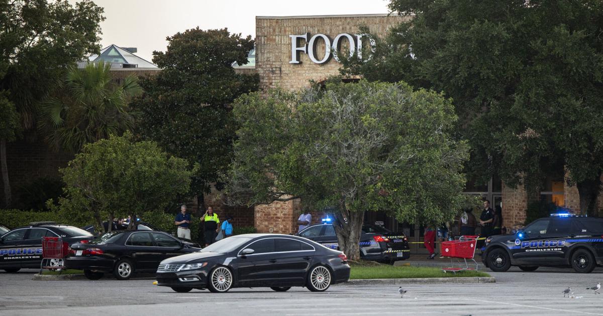 Person suffers minor injuries after fight, gunshot at Citadel Mall in Charleston