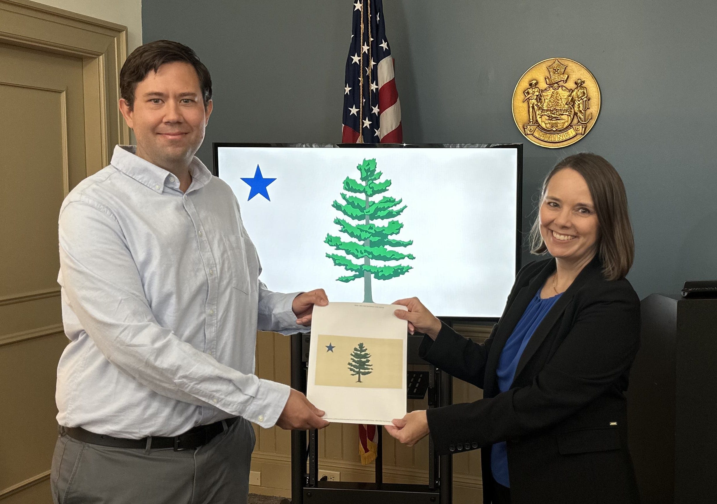 Maine names winner of state flag redesign contest: Here's the 'beautiful, faithful' design