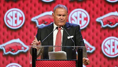 Everybody loves Sam Pittman, but Arkansas boss must course-correct in 2024 to get off hot seat