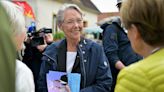 Sur un marché du Calvados, la "peur du RN" l'emporte sur les réticences à voter Elisabeth Borne