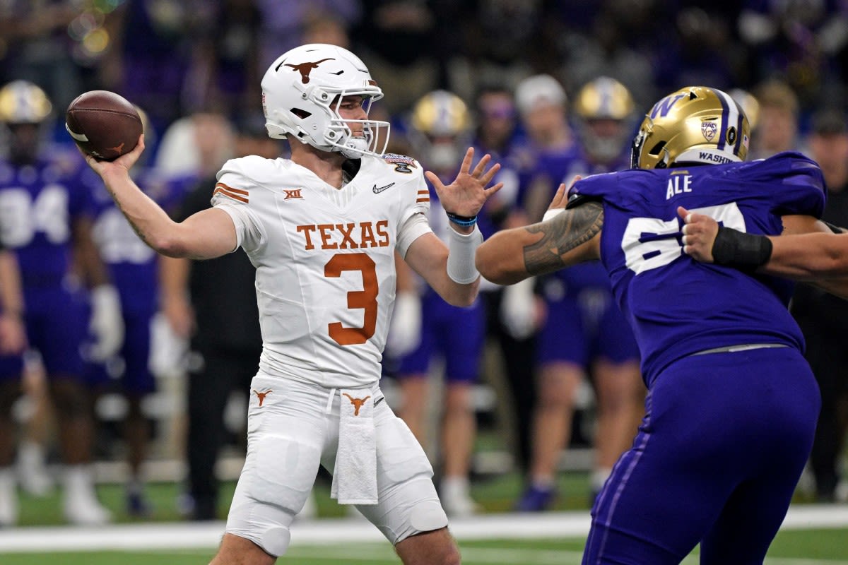 PFF Ranks Quinn Ewers Among Top QBs, Lower Than Texas Fans Would Like