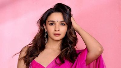 Alia Bhatt's new Deepfake video goes viral; upset fans express disappointment stating 'AI is getting dangerous'