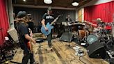 “Reverlong reunion!” Scott Ian’s 12-year-old son, Revel, reunites with Foo Fighters at Dave Grohl’s studio to jam Everlong – and nails it using Pat Smear’s Gibson Les Paul