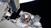 Así es el día a día de un astronauta en el espacio: “Nos piden que les enviemos salsa Tabasco porque la comida allí pierde sabor”