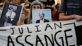 CIA é processada por suposta espionagem de advogados e jornalistas que encontraram Assange
