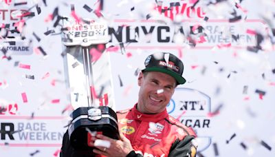 Will Power wins IndyCar Series race at Iowa Speedway that ended with a 4-car crash on the last lap