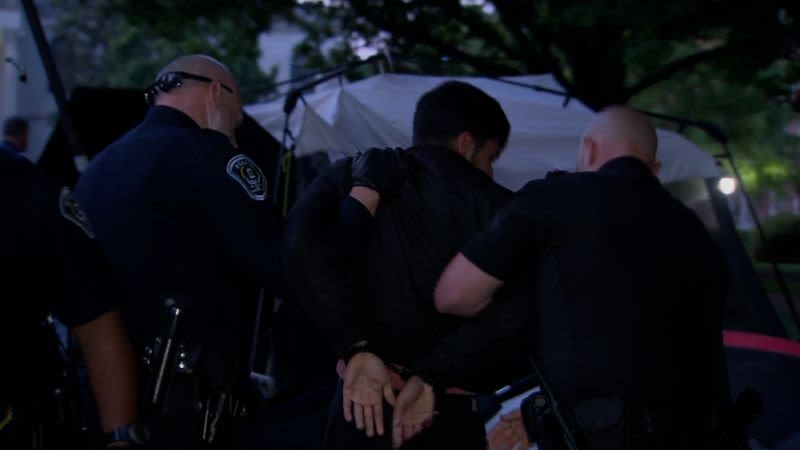 Watch police detain a protester at UNC-Chapel Hill | CNN