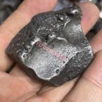 稀有貴金屬隕石，此隕石弱磁性，稀有金屬隕石，比重大手感沉，喜 擺件 古玩 雜項【麒麟閣】7656