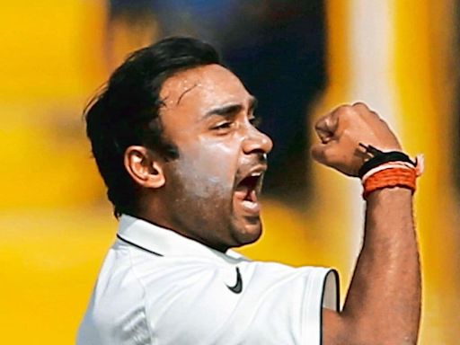 ‘I never hugged him’: Amit Mishra breaks silence on ‘constitution’ related feud with Irfan Pathan | Mint