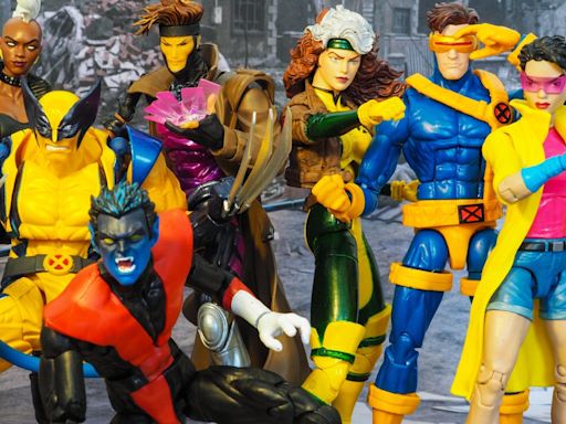 Marvel wants to Hunger Games screenwriter to handle pesky X-Men
