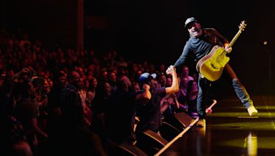 Garth Brooks Adds Final Three Weekends to Las Vegas Residency