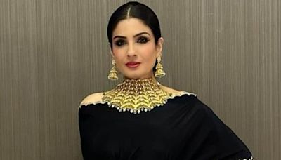 Raveena Tandon Gave A Modern Touch To Her Outfit At Sonakshi Sinha’s Wedding Reception - News18