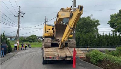 大貨車大鬧小路！苗栗銅鑼鄉電信纜線成「犧牲品」 駕駛肇事逃逸