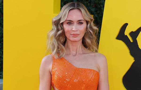 Emily Blunt Literally Had No Idea A Natural Disaster Was Happening Outside Her Trailer Until Ryan Gosling Came...