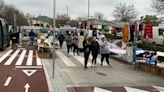 El Ayuntamiento de Lucena y los vendedores ambulantes llegan a un acuerdo para fijar un mercadillo nocturno mensual en verano