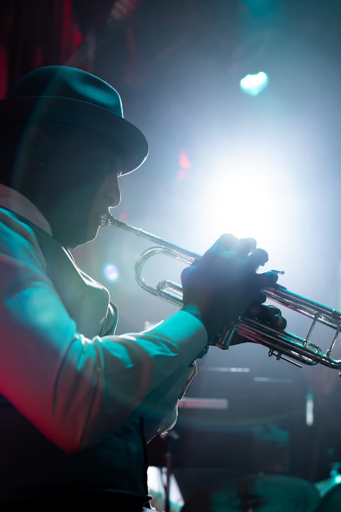 Photos: First Look at Drury Lane Theatre's AIN'T MISBEHAVIN'