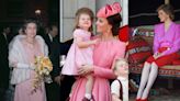 英女王、戴安娜王妃、凱特王妃將粉紅色穿出不同風格！一起來看英國王室成員最驚艷的粉紅色造型