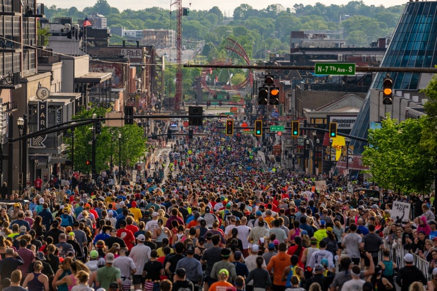 ‘Sometimes you have to be brave’: Runners raced to help 26-year-old who died in Nashville marathon